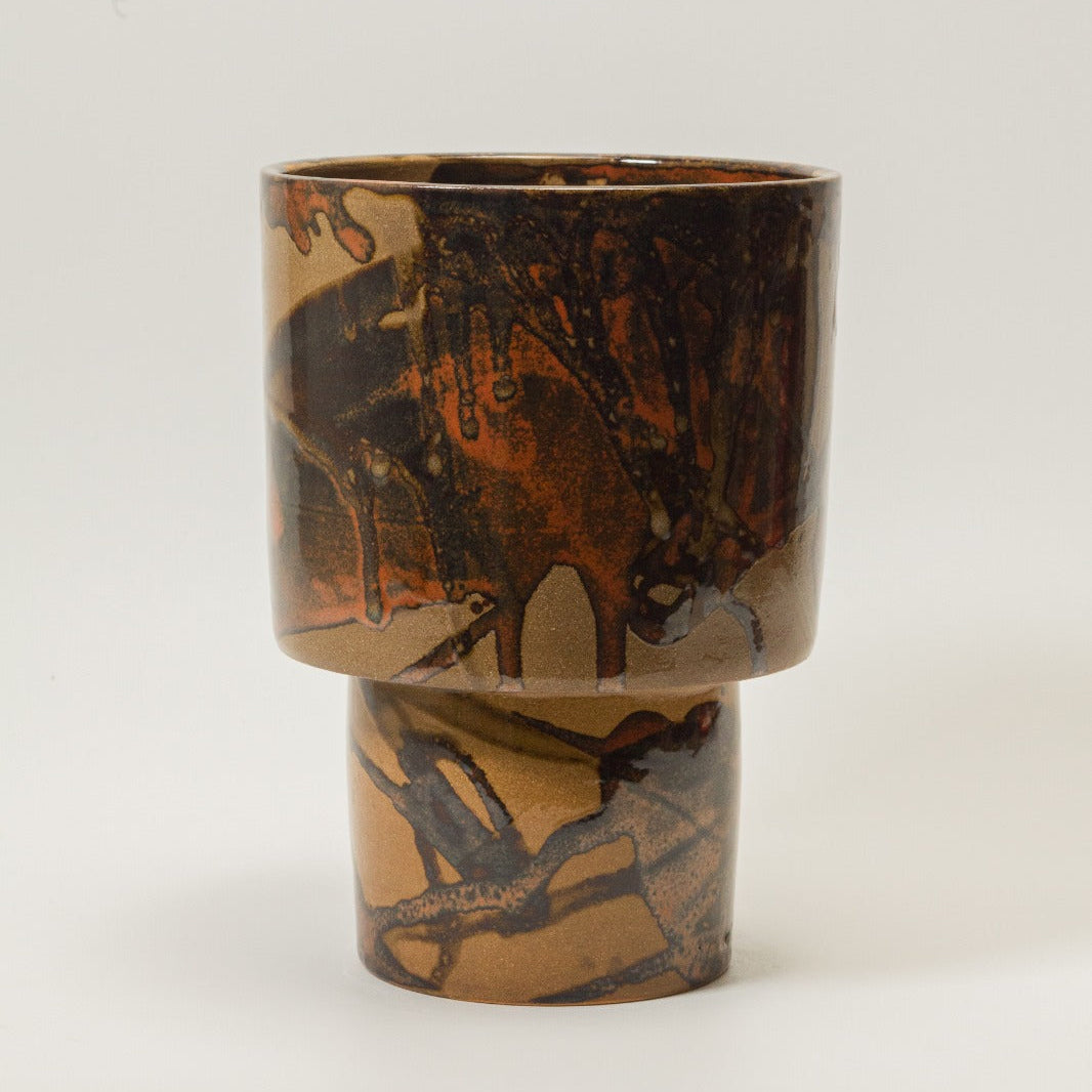 cache pot grand format, sabre, ton chaud , graphique, contemporain, artisanal , petite série