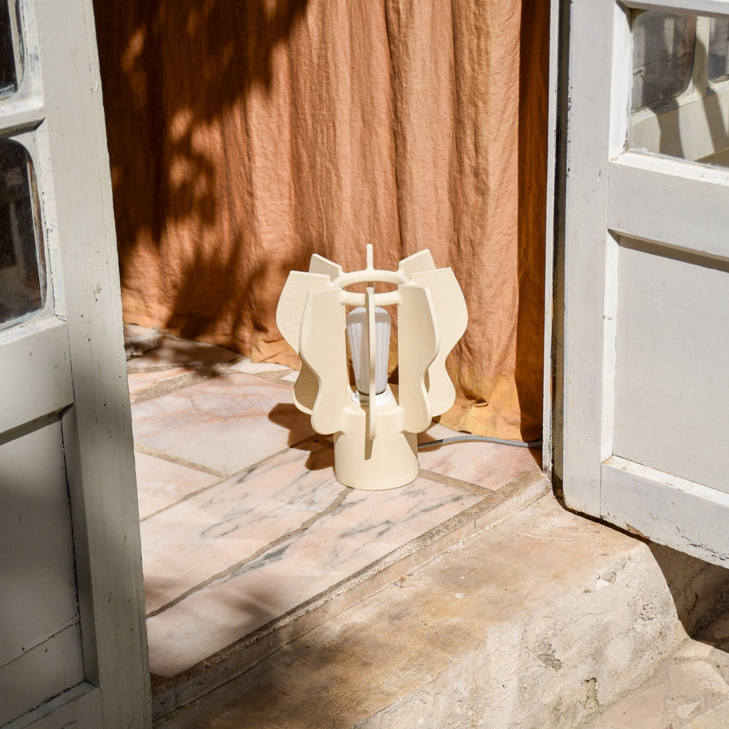 Lampe Médusa terre Crème - Fille de Lune