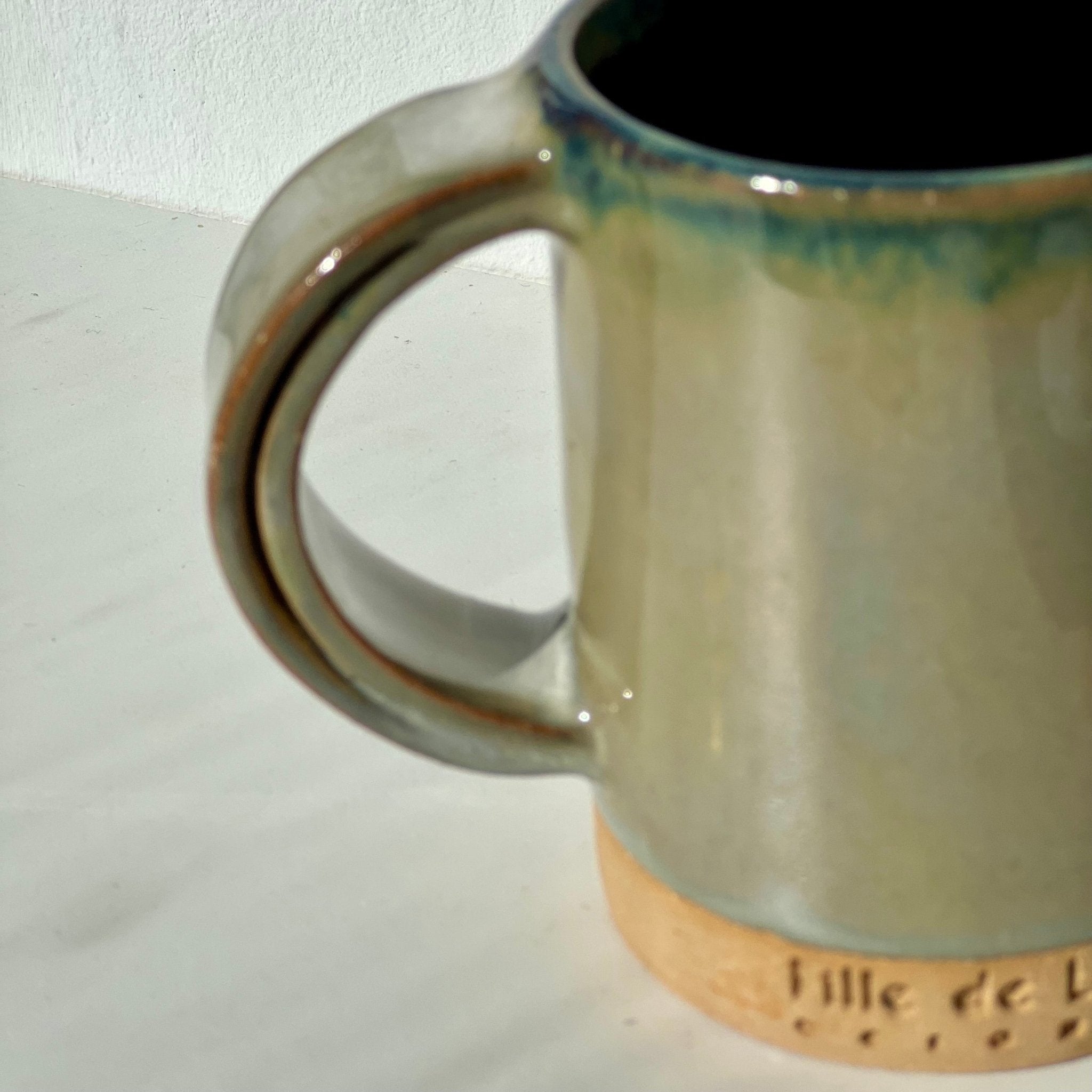 Mugs lot de 2 - Fille de Lune - double anse - email artisanal - fait main - fabrique a marseille 