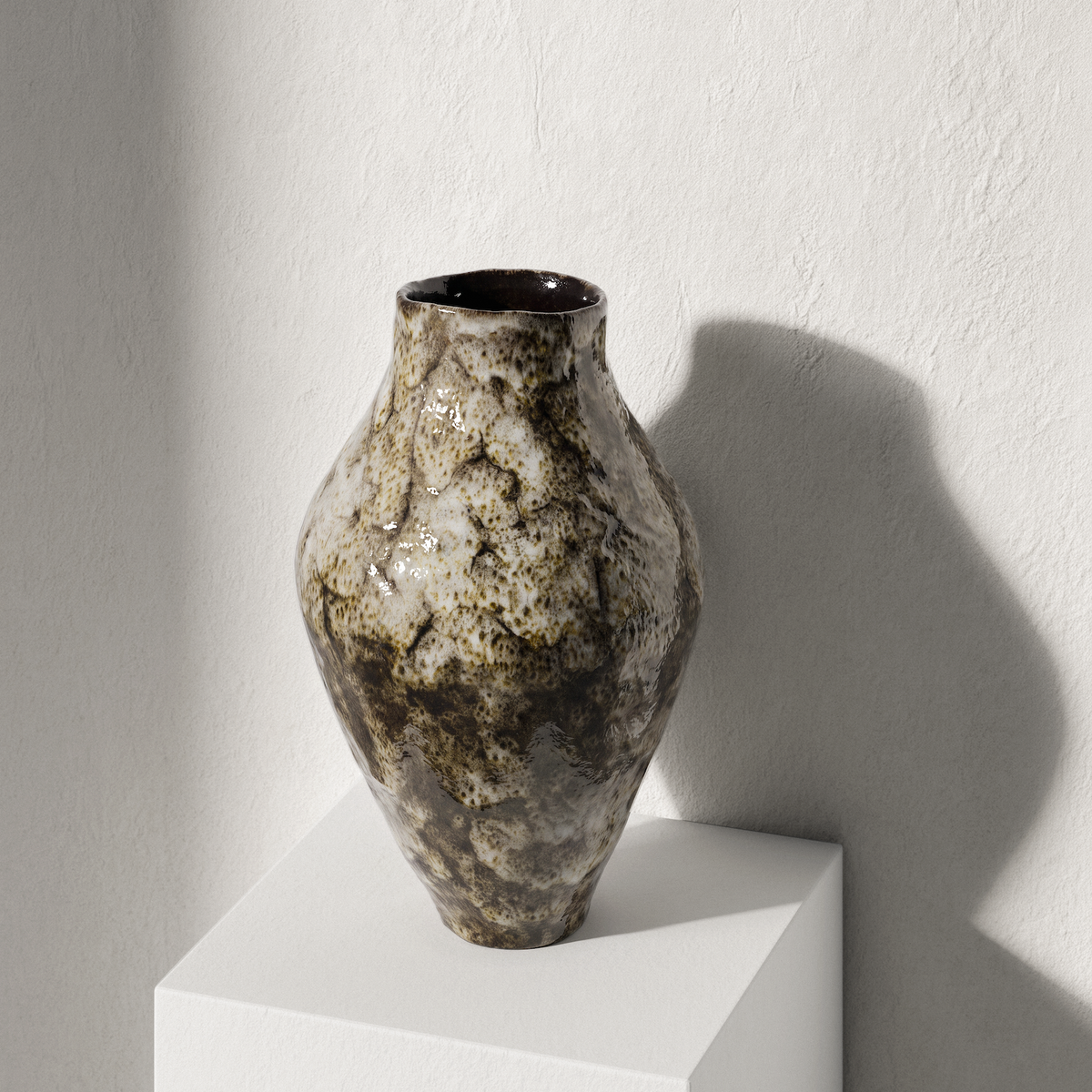 vase en grès email vintage noir et blanc effet écaille de tortue fait main pièce unique artisanal galerie 