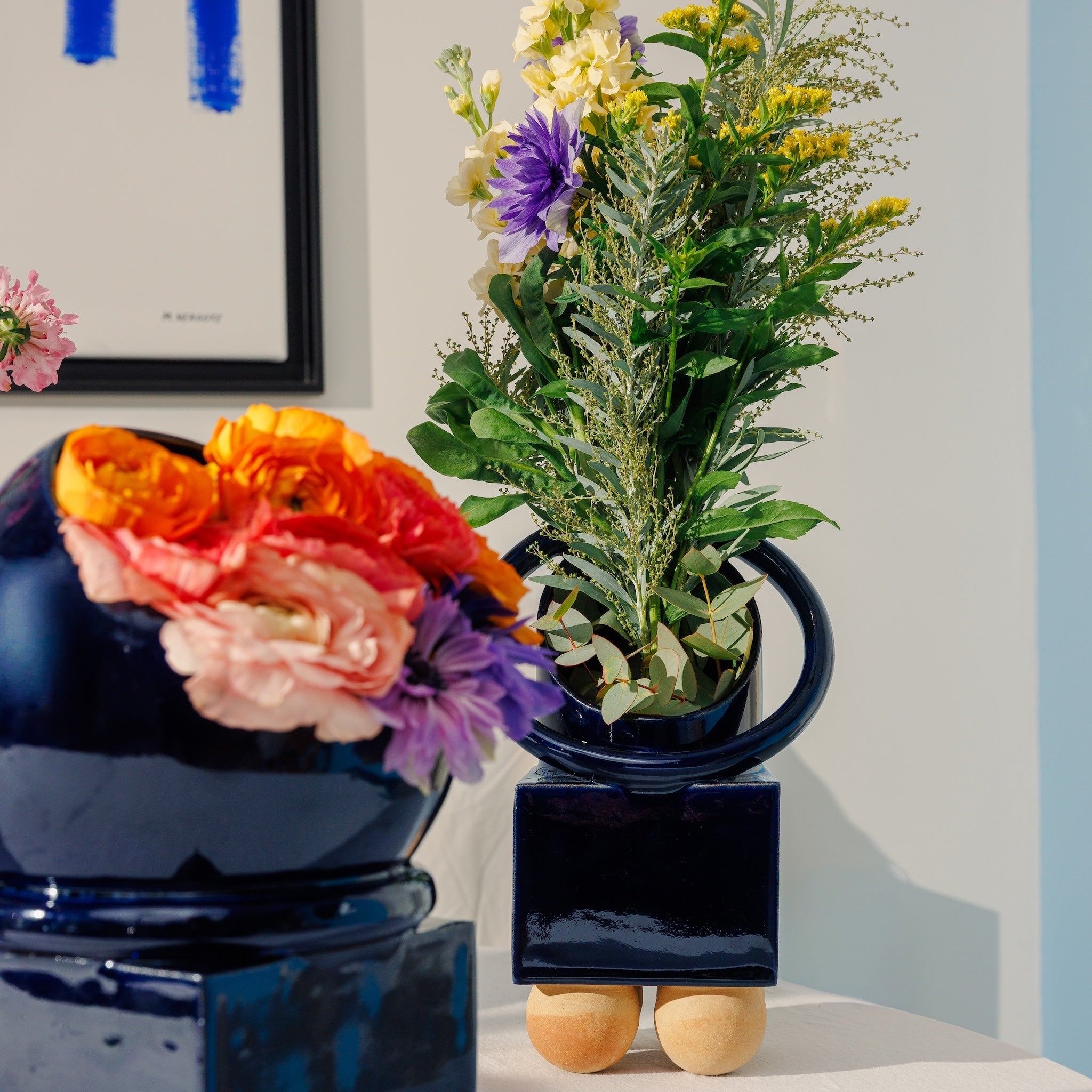 vase nova hiver - ceramique - fille de lune collaboration Ekhi Busquet - vase géométrique bleu - piece unique - petite série - personnalis - fabrication artisanal français marseille - ceramique de luxe